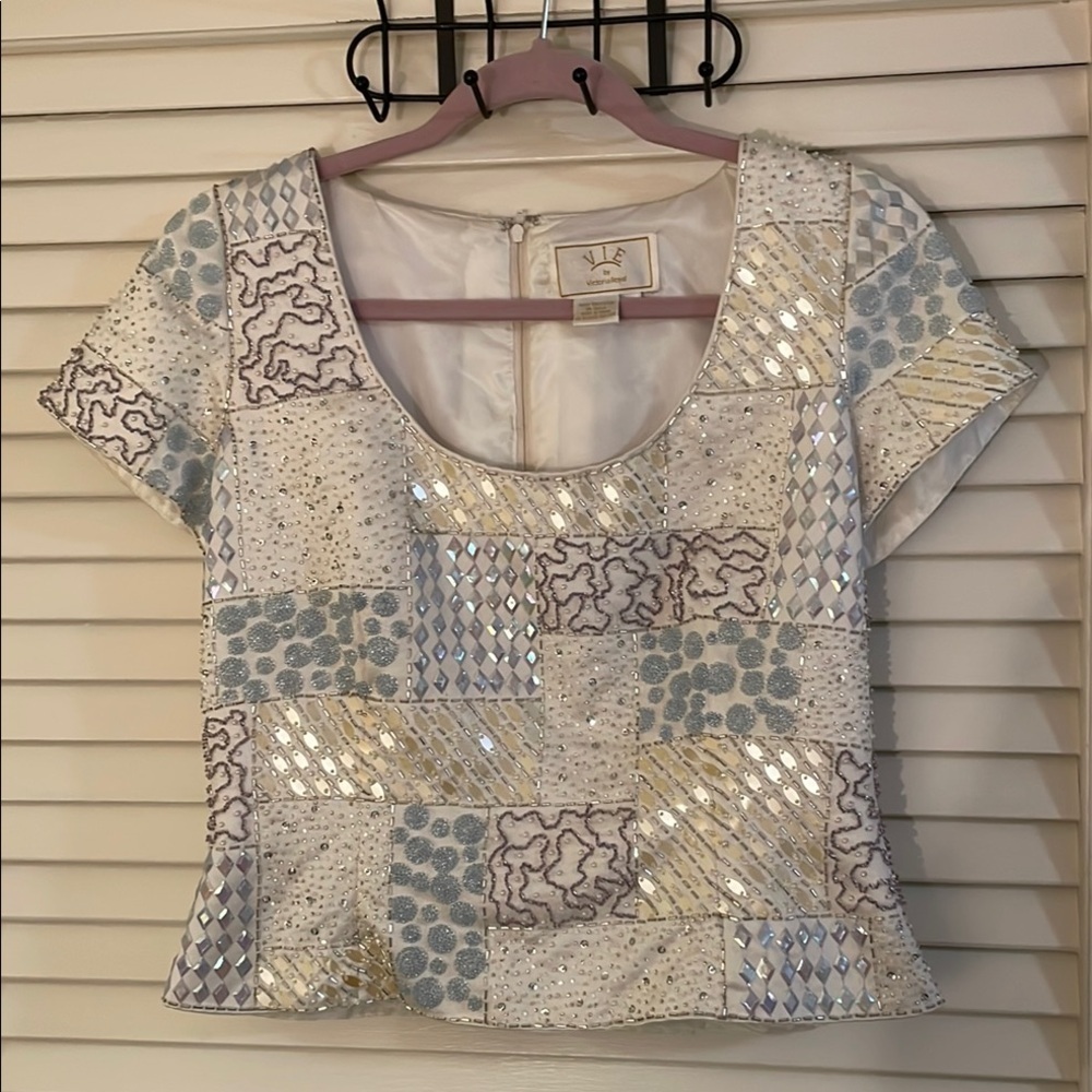 Vie by Victoria Royal Multicolor Embellished Sequin Bead Crop Blouse Cap Sleeves
